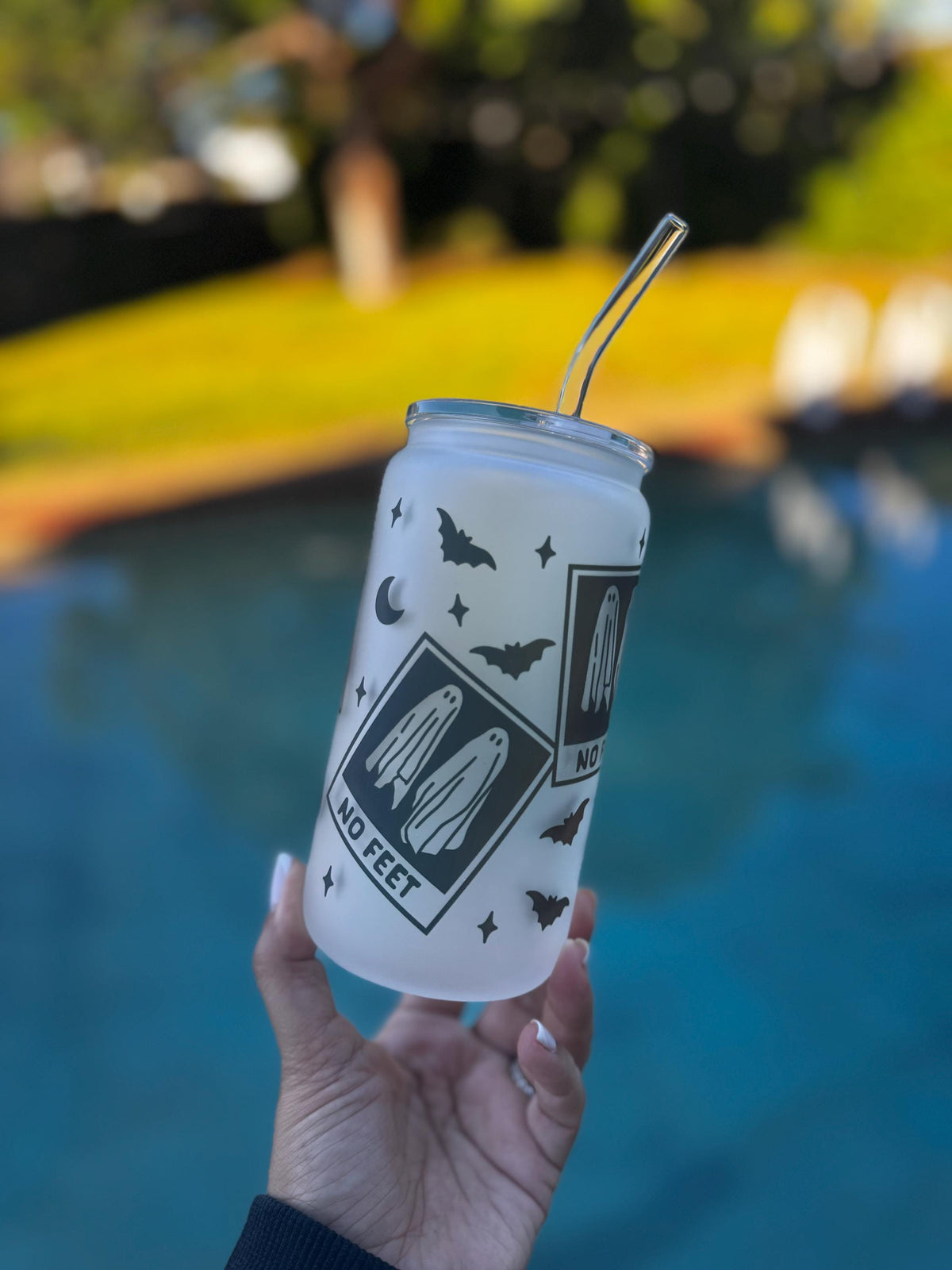 No Feet Ghost Frosted Glass Can Cup – 16oz with Lid & Straw