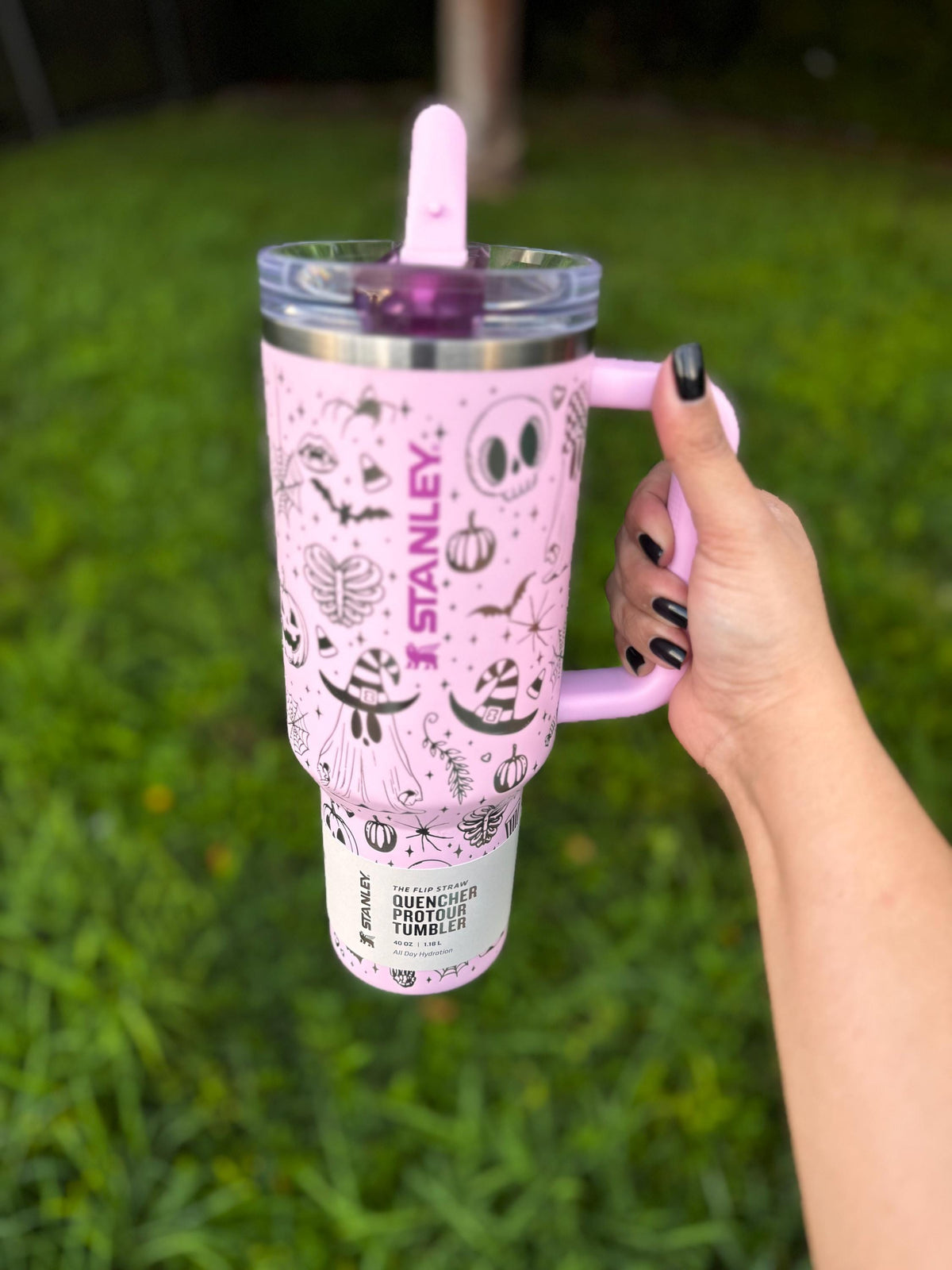 Spooky Halloween Engraved Stanley Tumbler | Pink 40oz Quencher Cup | Laser Engraved Witch Hat | Skull | Pumpkin | Bats | Flip Straw